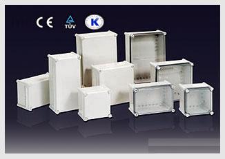 BOXCO、螺栓型塑料密封箱、中型尺寸